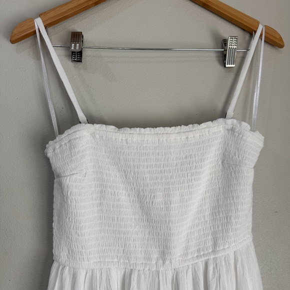 NWT Hollister White Smocked Maxi Dress Medium Long - Picture 2 of 6